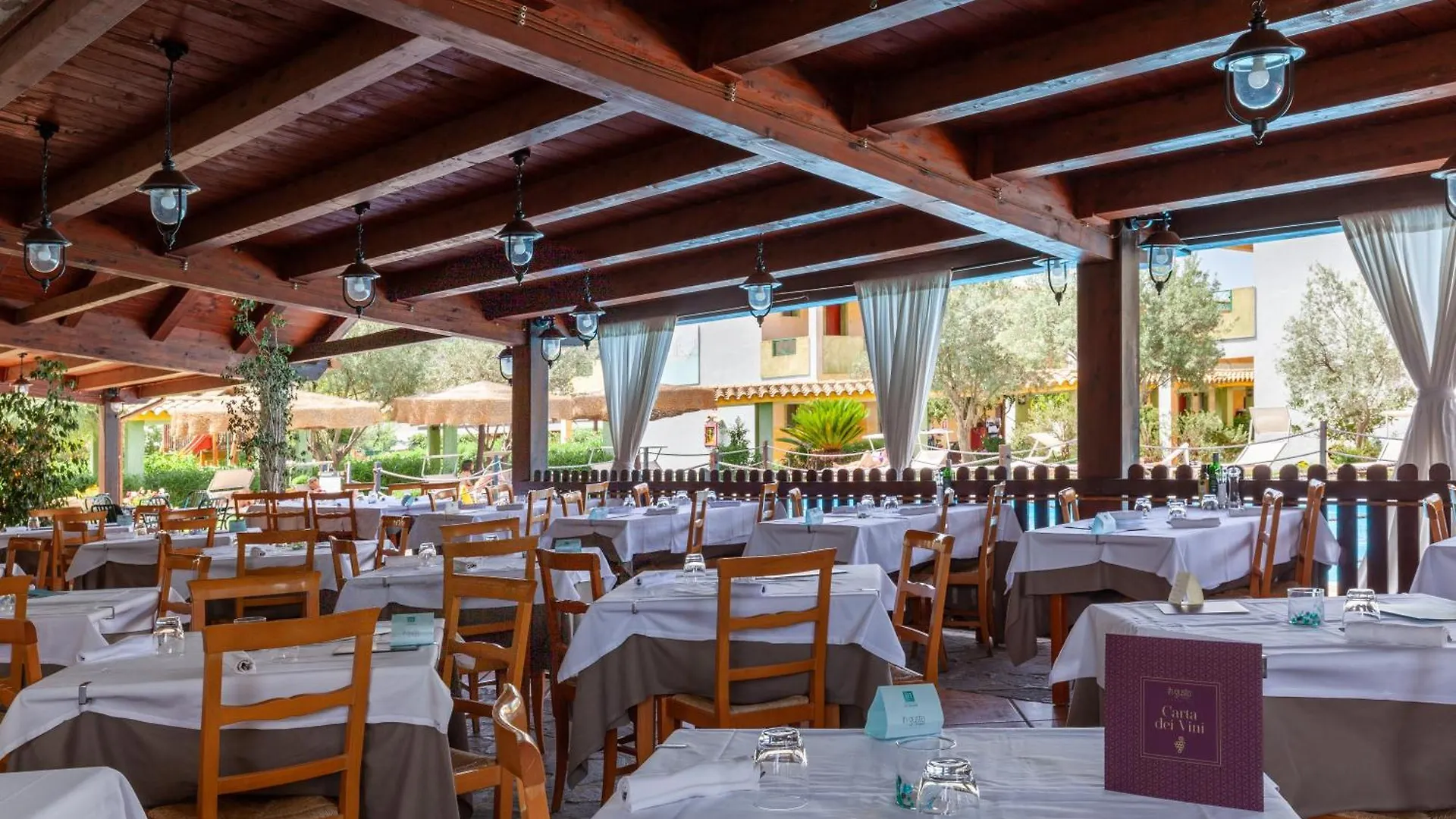 Ih Hotels Le Zagare Resort Villasimius