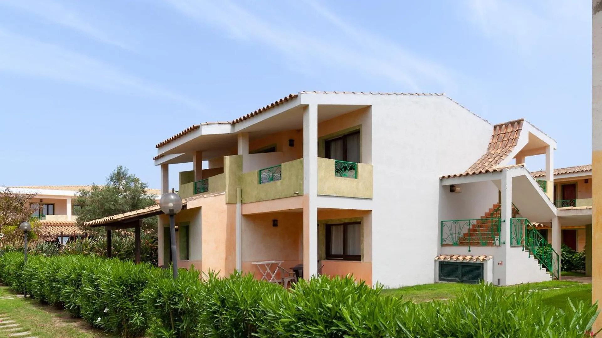 Ih Hotels Le Zagare Resort Villasimius