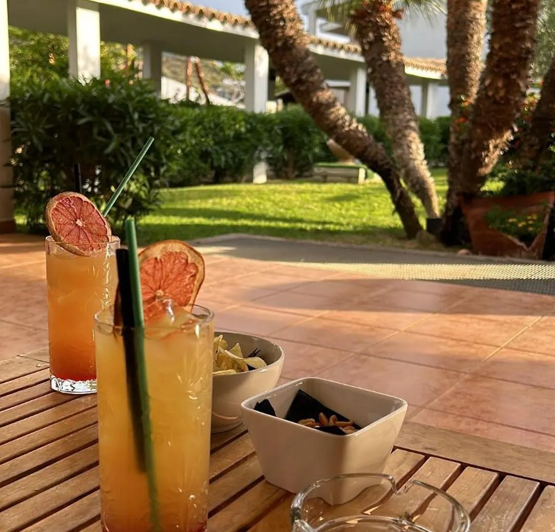Ih Hotels Le Zagare Resort Villasimius