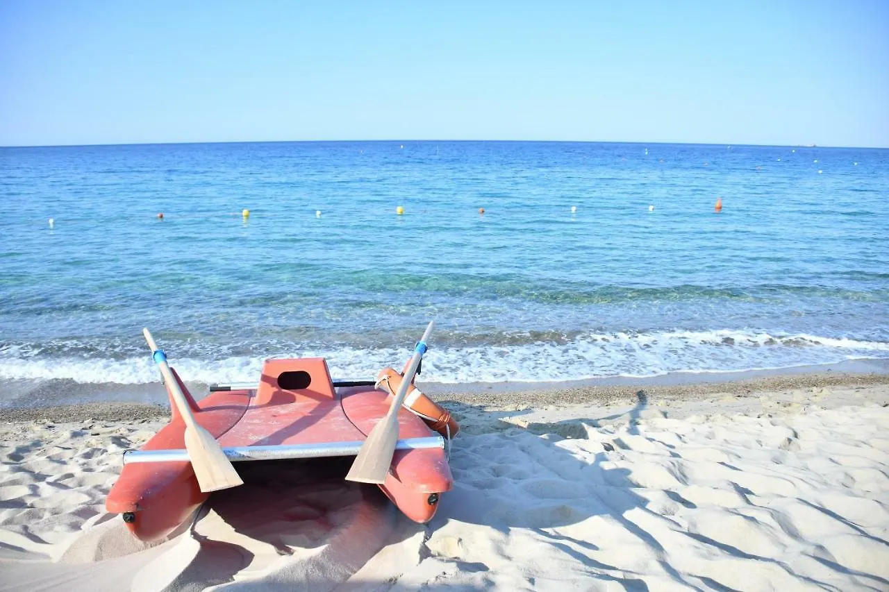 Ih Hotels Le Zagare Resort Villasimius